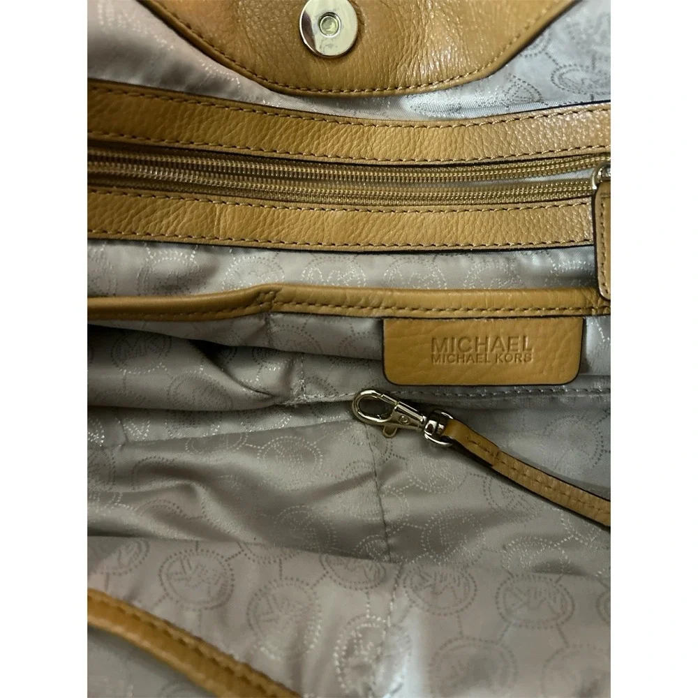 Michael Kors Tan Pebbled Leather Shoulder Hobo Bag Large Purse Tassel